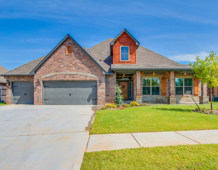 Beautiful home build by Semco Homes in Yukon, OK