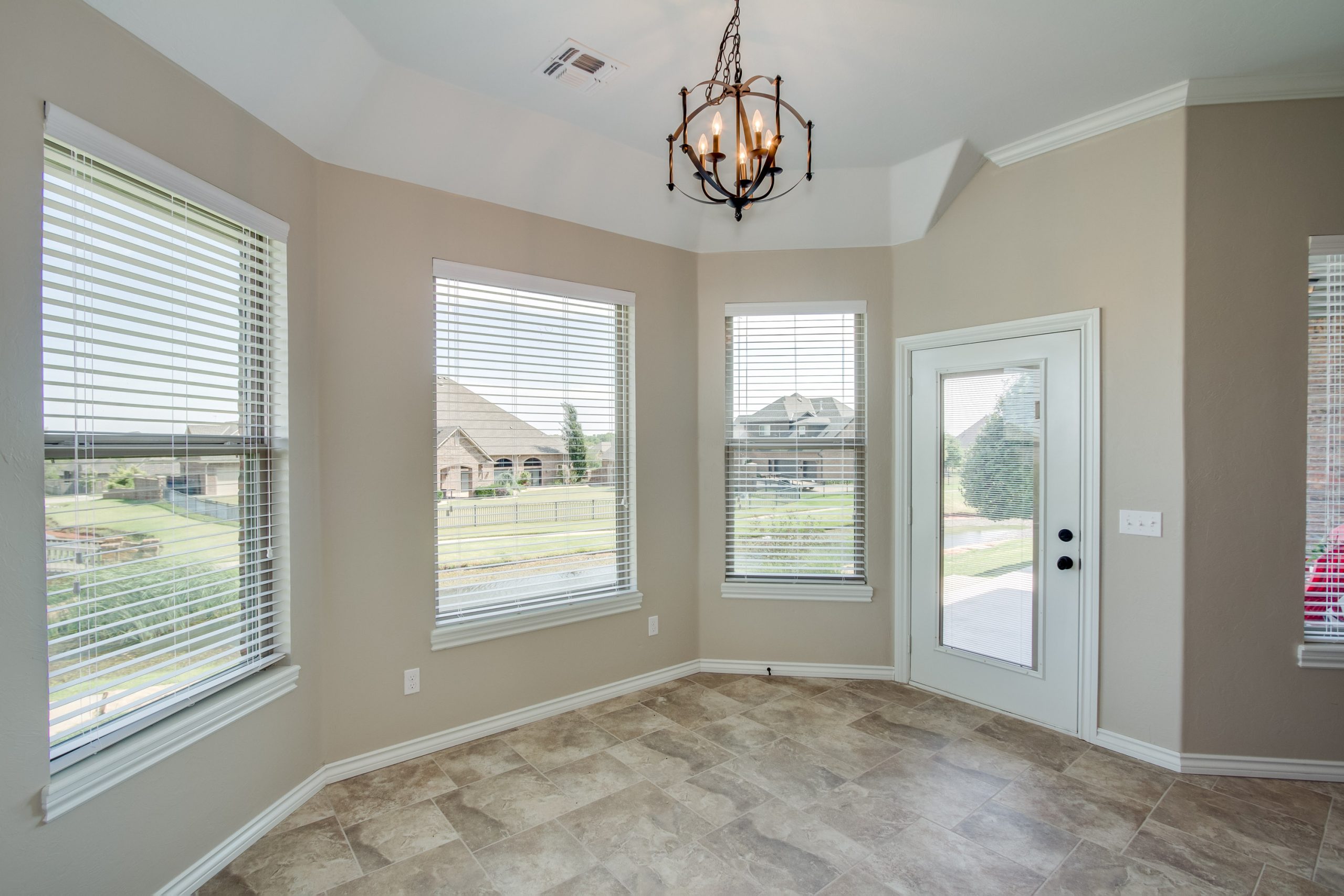 Stony Brook Drive home in Yukon built by Semco Construction