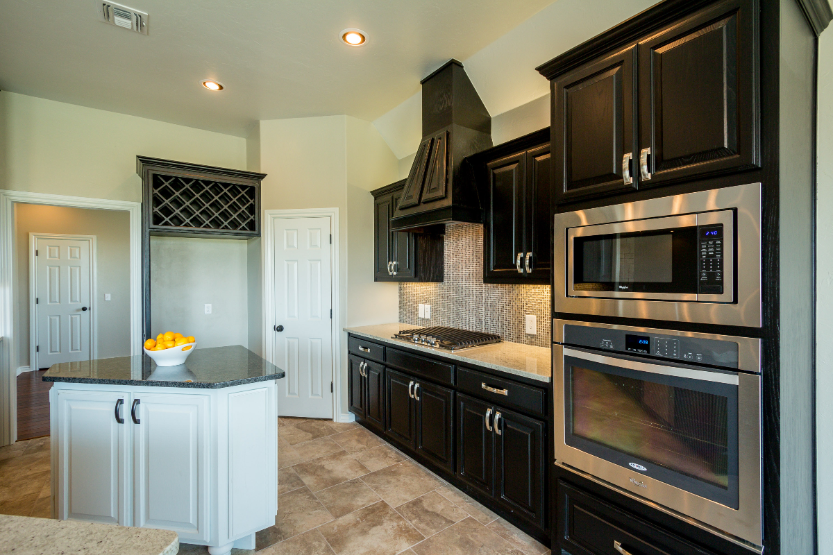 Interior House at 2112 Stony Brook in Yukon OK. Built by Semco Homes