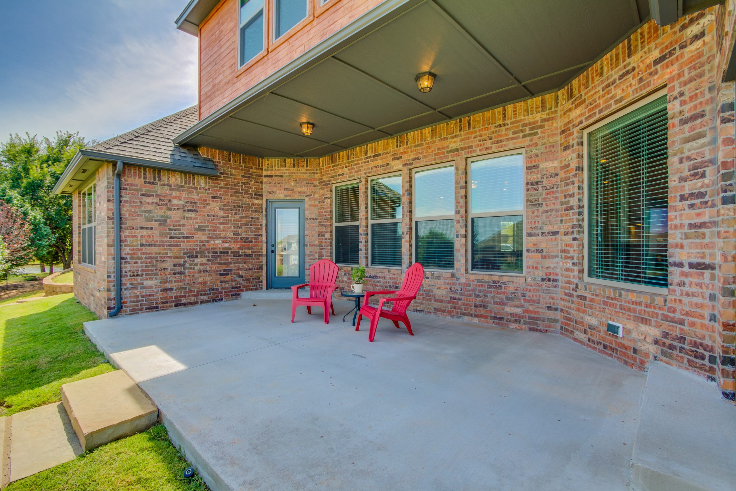 Beautiful exterior built by Semco Construction in Yukon, OK